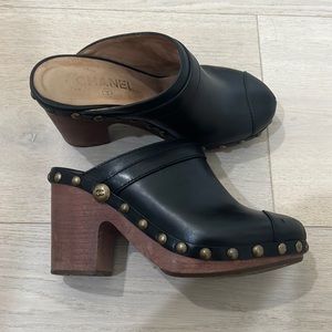 Auth Chanel Black Leather Mules Clogs size 38.5